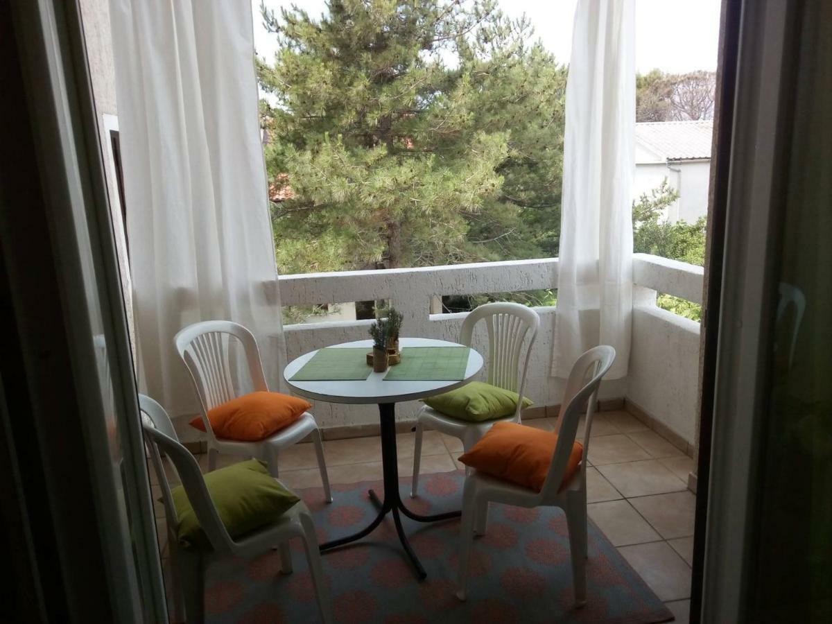 Studio Relax Punat Bagian luar foto